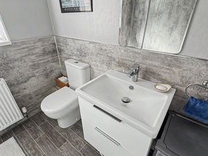 Photo 9- click for photo gallery